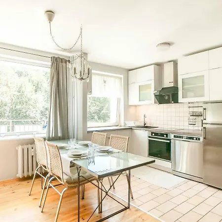 Apartament Cieszynskiego 12 Apartment